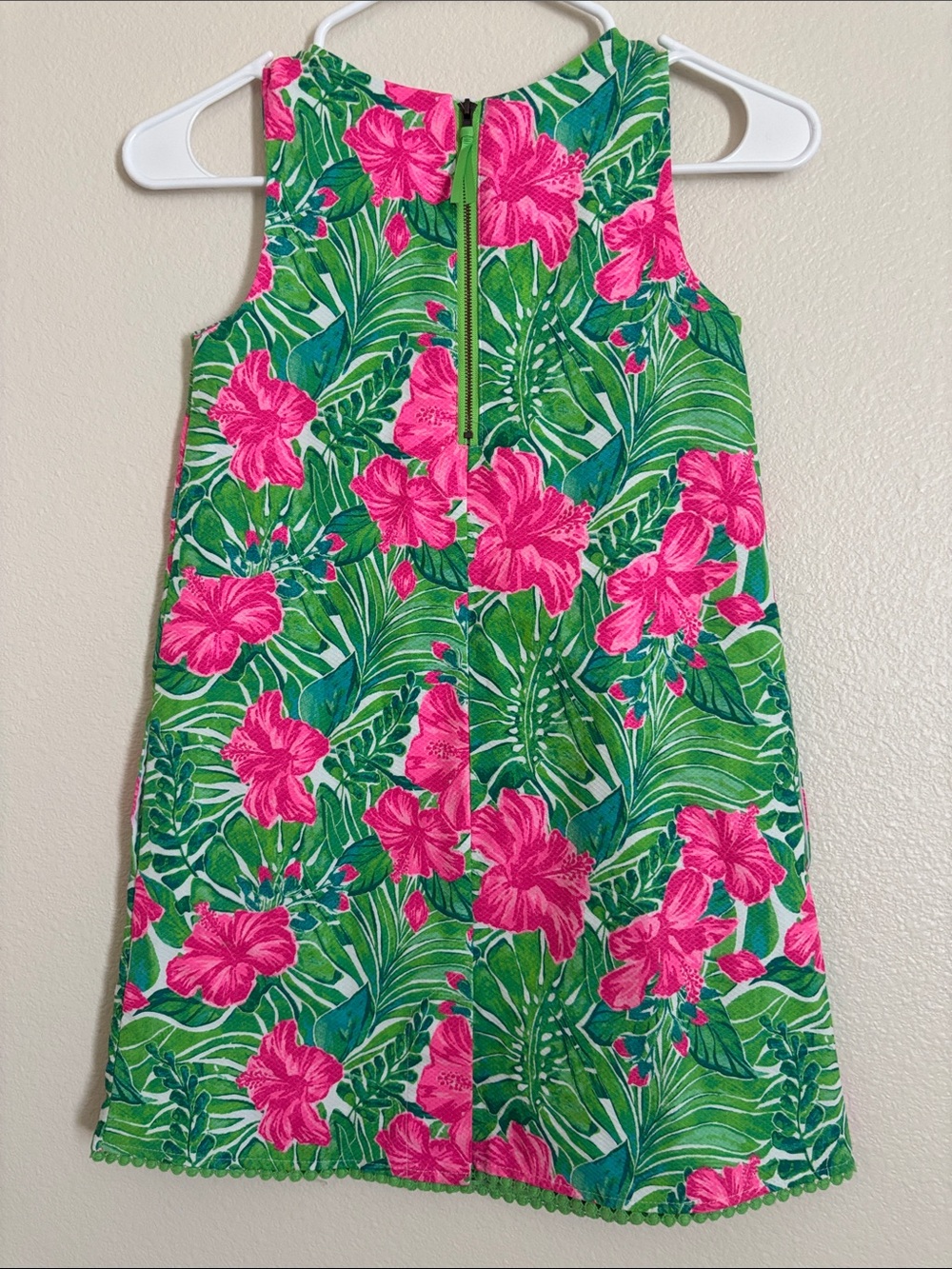 Tommy Bahama Girl’s Tropical Pink Flower Dress Size 8 - Picture 3 of 6